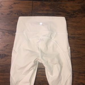 white lululemon leggings